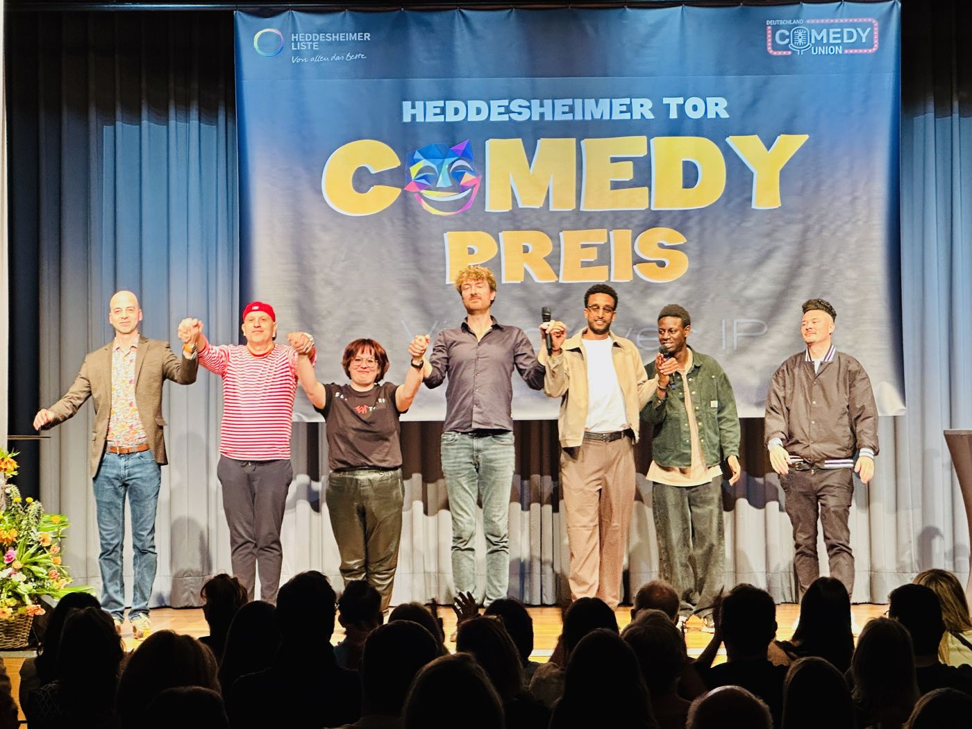 Alle Comedians auf der Bühne